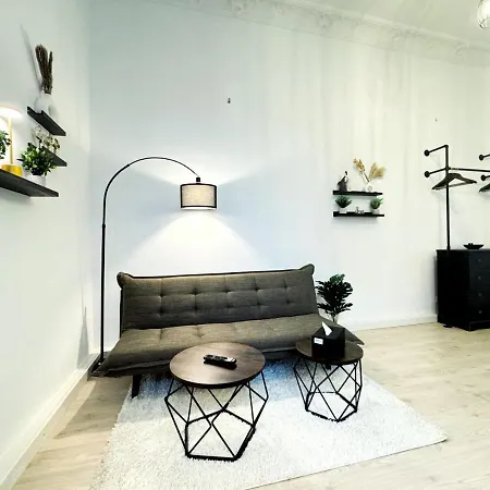 I Spacious 130qm Near Berlins Sights *