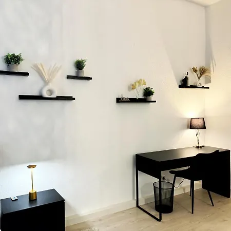I Spacious 130qm Near Berlins Sights Appartement