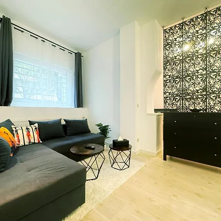 I Spacious 130qm Near Berlins Sights Appartement Berlin
