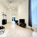 I Spacious 130qm Near Berlins Sights Apartmán Berlín