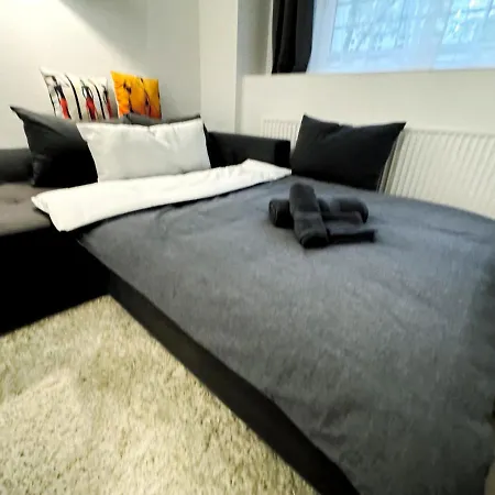 I Spacious 130qm Near Berlins Sights *