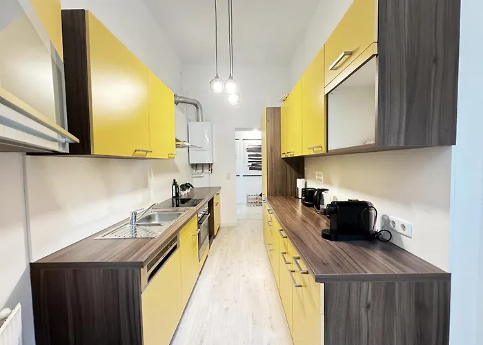 I Spacious 130qm Near Berlins Sights Apartamento