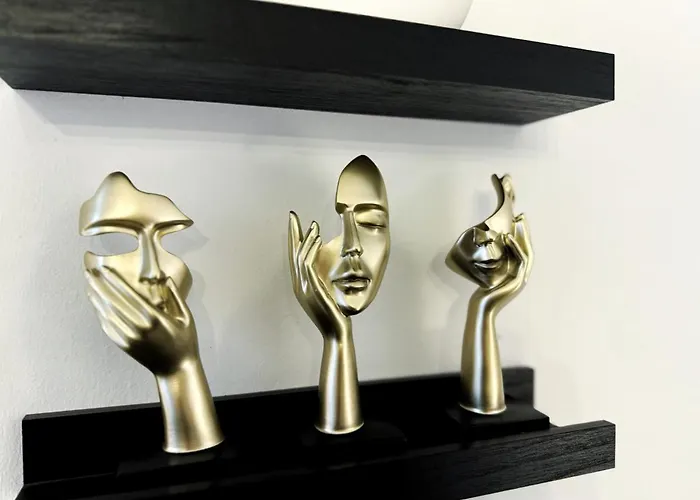 I Spacious 130qm Near Berlins Sights Apartment *