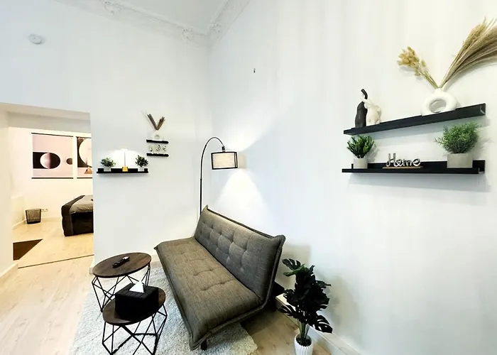 I Spacious 130qm Near Berlins Sights Apartment