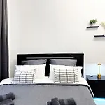 I Spacious 130qm Near Berlins Sights