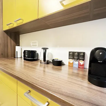 I Spacious 130qm Near Berlins Sights *